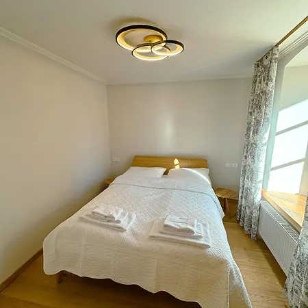 Paula Apartman